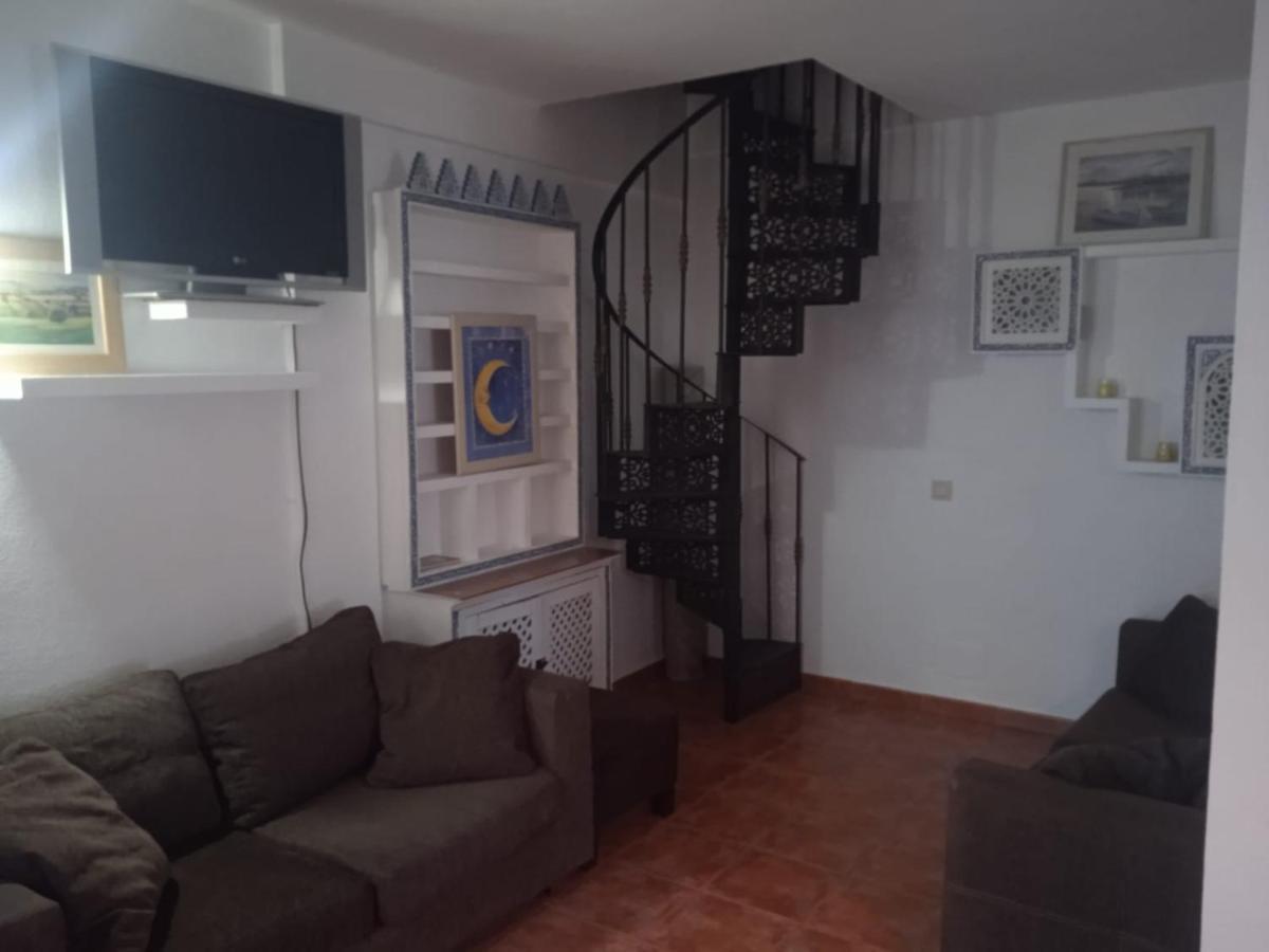 Facinas Iris Apartment Luaran gambar